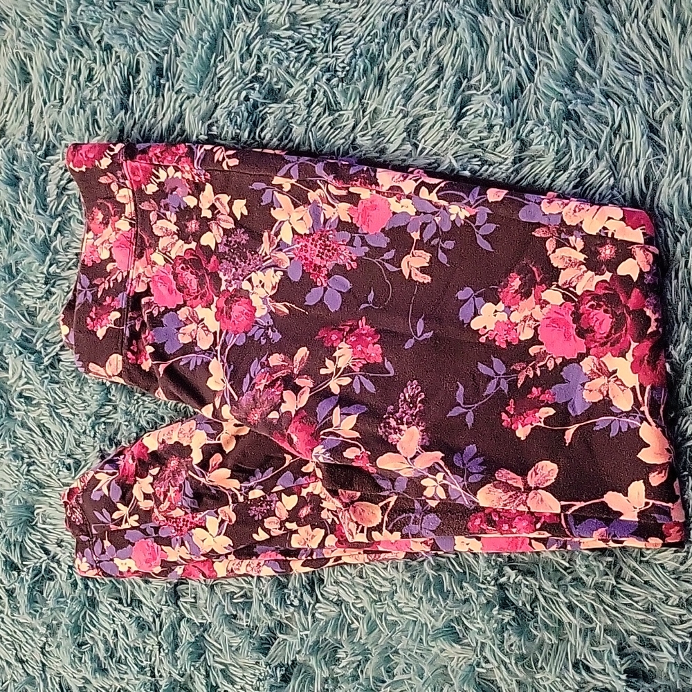 Slimming Options Floral Exercise Pants Size M